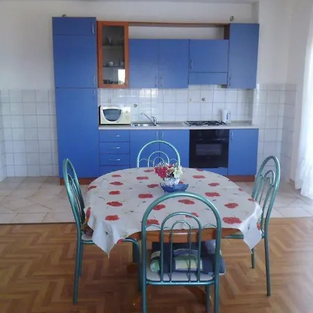 Apartament Tino