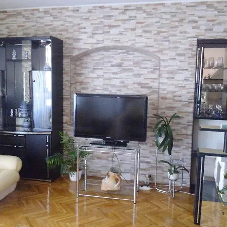 Tino Apartment Kali