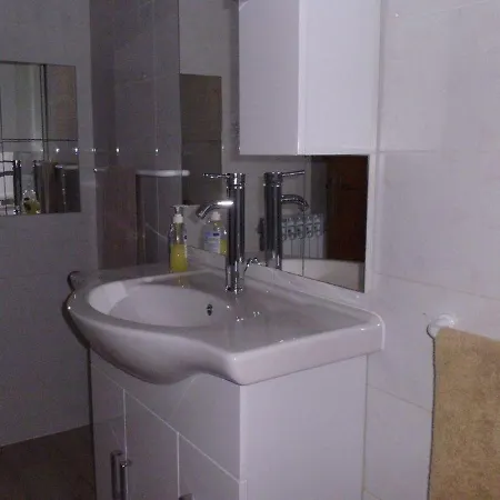 Apartament Tino *