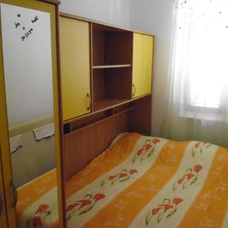 Apartment Tino *